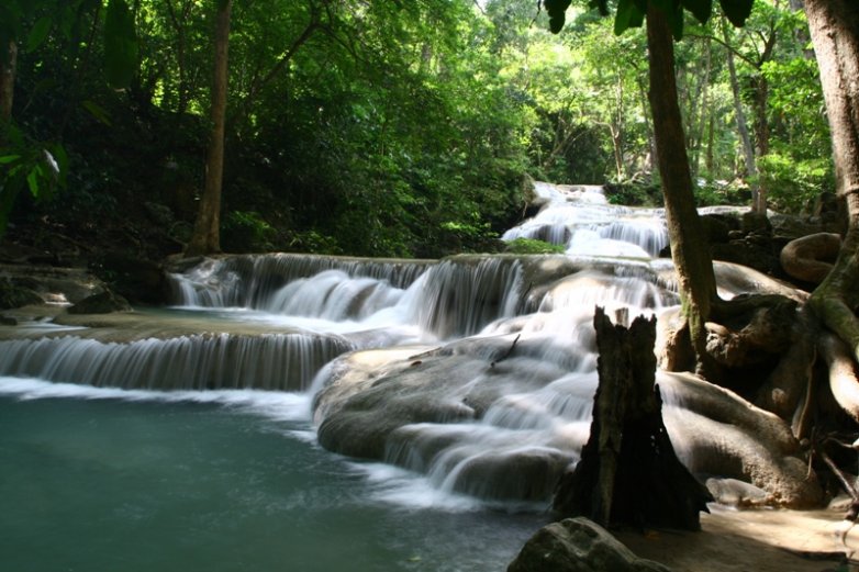 waterfall at level 31-1.JPG.jpg
